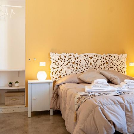 לצ'ה La Pigna Bianca Suites מראה חיצוני תמונה