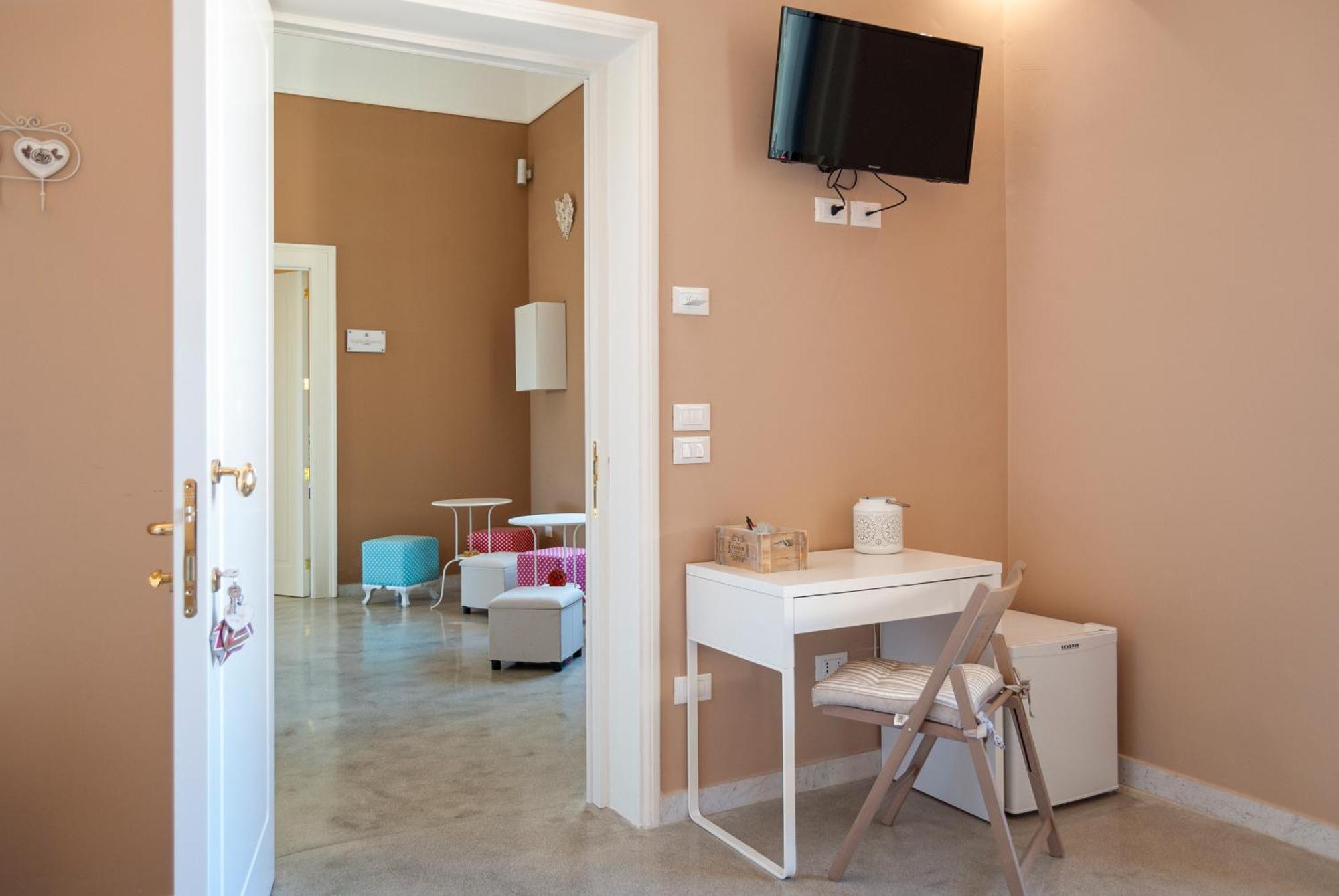 לצ'ה La Pigna Bianca Suites מראה חיצוני תמונה
